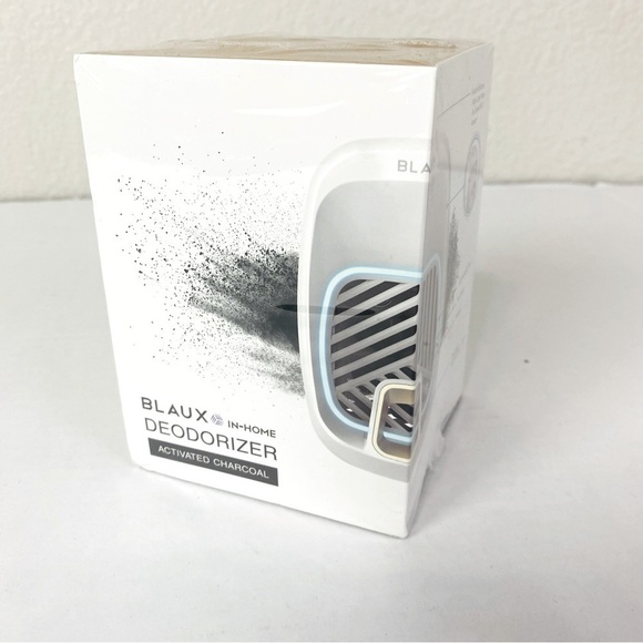 Blaux In Home Plug In Charcoal Air Filter Deodorizer Nightlight - Picture 2 of 10